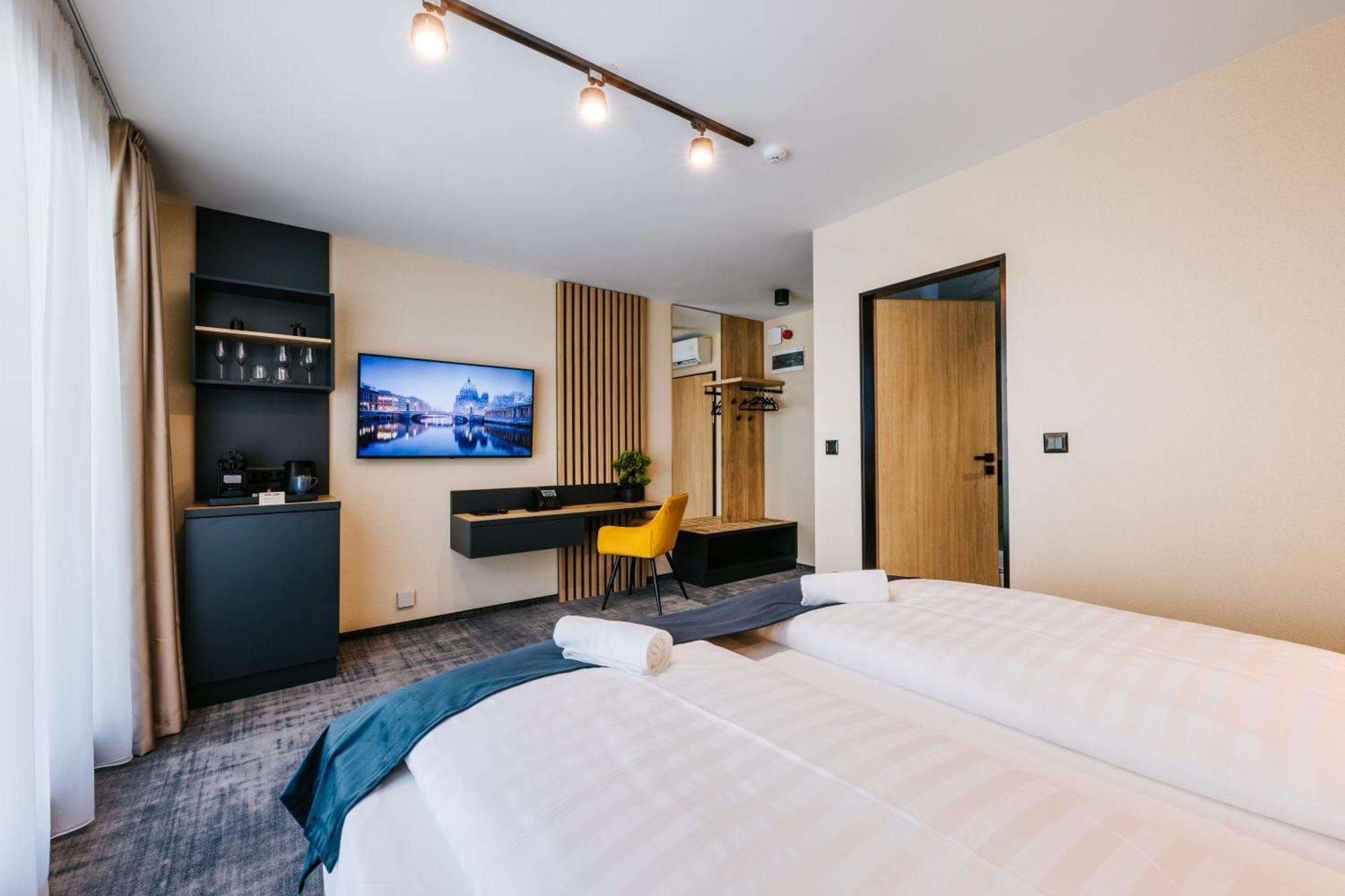 Hotel Auris Seghedin Exterior foto