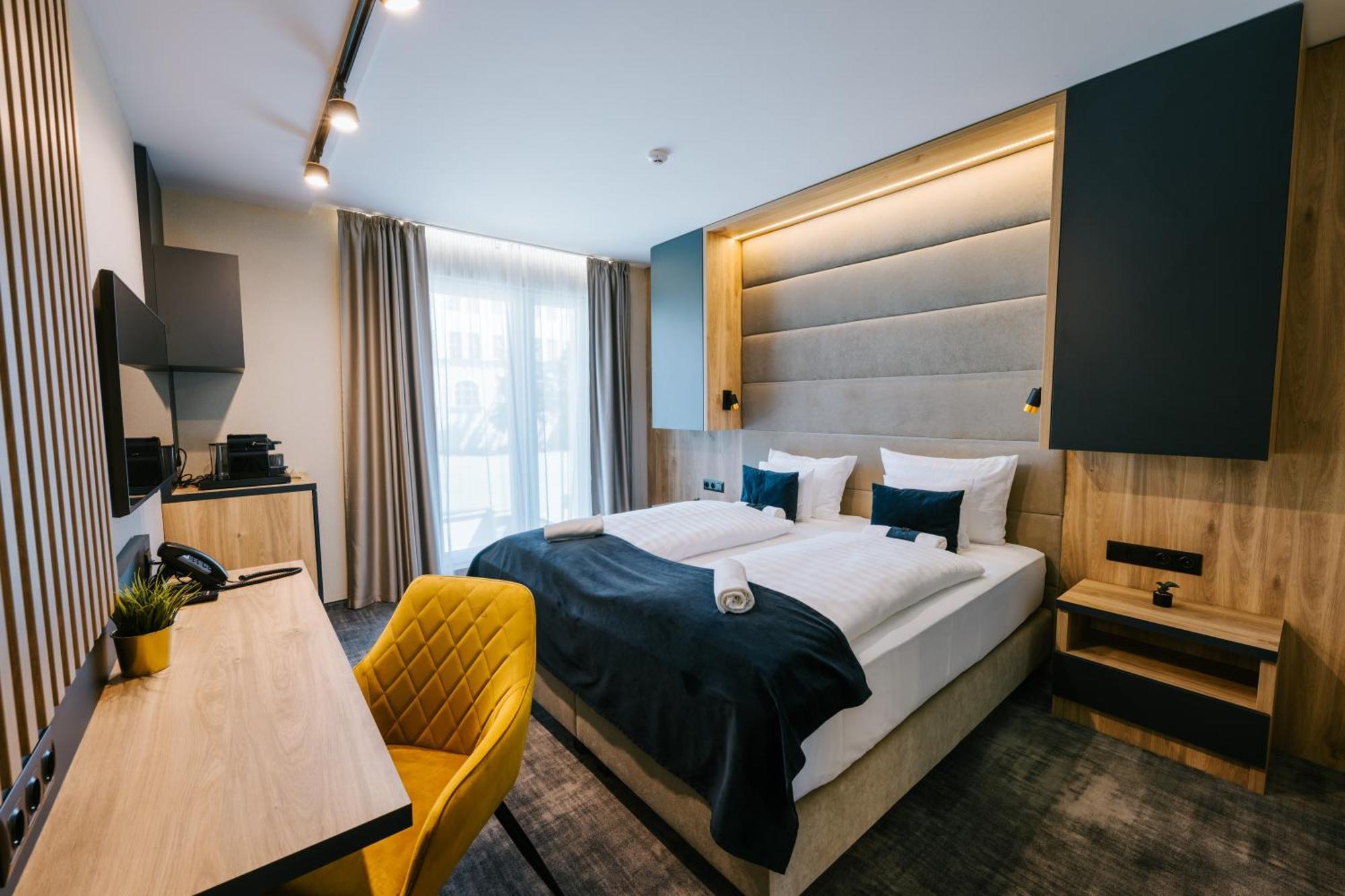 Hotel Auris Seghedin Exterior foto