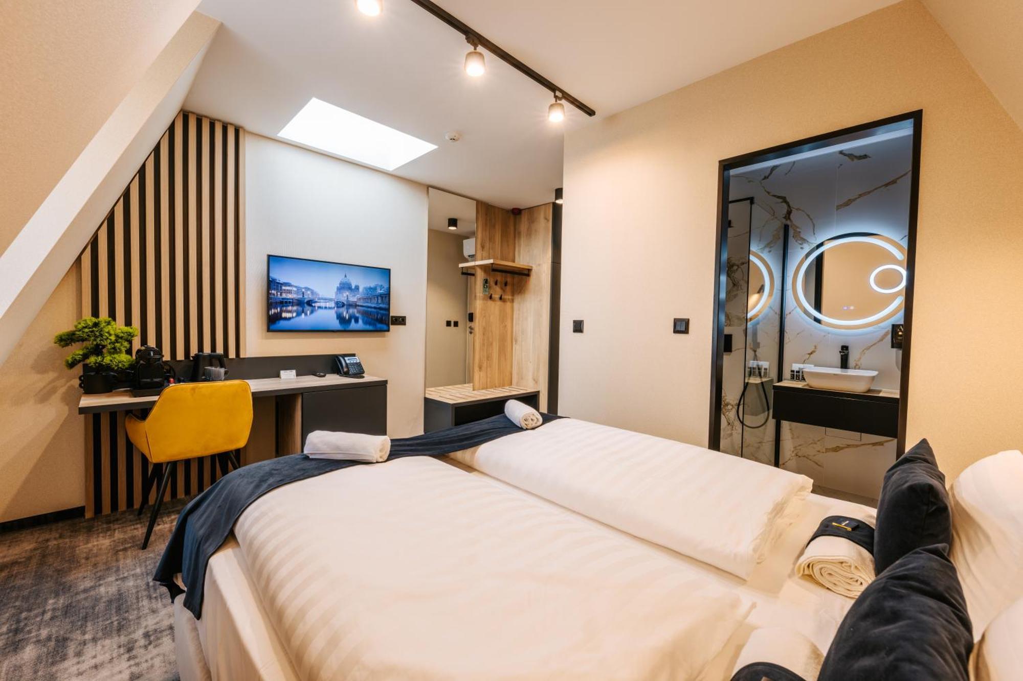 Hotel Auris Seghedin Exterior foto